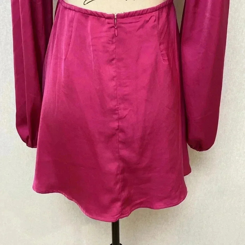 Miss Lola Fuchsia Cutout Mini Dress Plunge V Neck Long Sleeve NWT Size Small - Picture 12 of 14